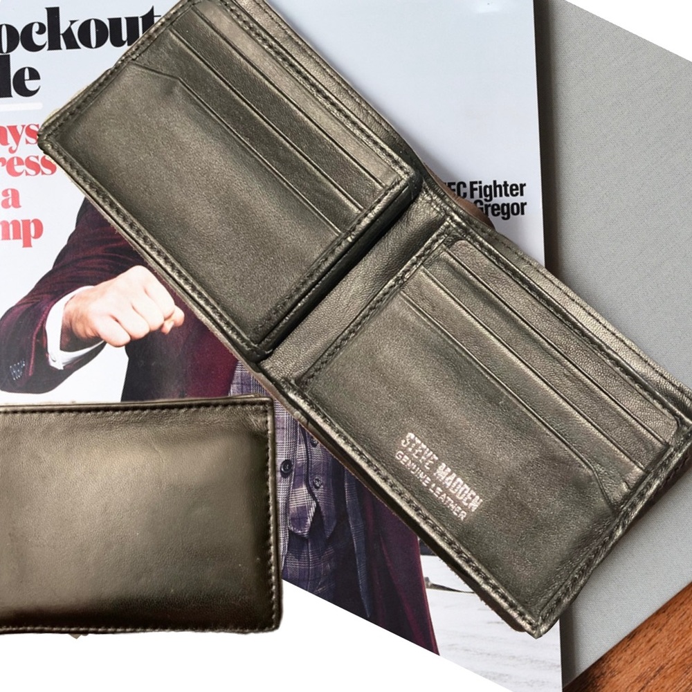 Steve Madden Leather Bifold Wallet